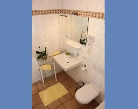 Oewern Diek App 57